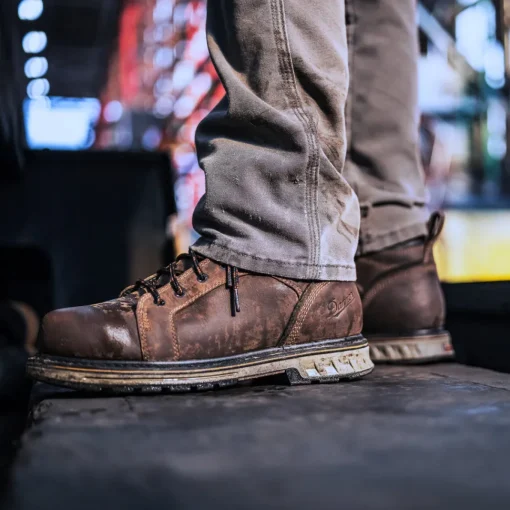 Danner Men's Steel Yard 8" Steel Toe WP Work Boot - Brown - 12534