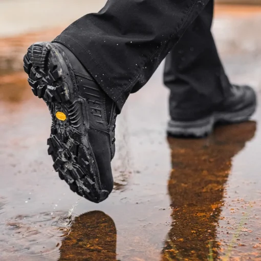 Danner Men's Striker Bolt 4.5" Plain Toe WP Duty Boot -Black- 26630