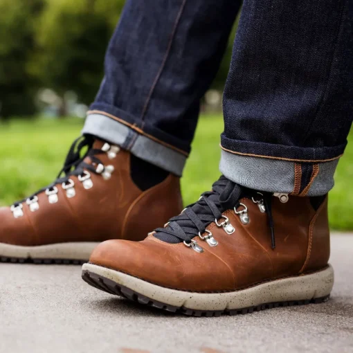 Danner Men's Vertigo 917 5" WP Modernized Hiking Boot - Brown - 32381