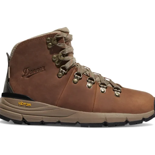 Danner Women's Mountain 600 4.5" WP Hiking Boot - Brown - 62251