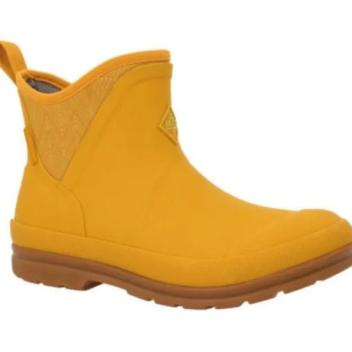 Muck Women's Original Waterproof Ankle Work Boot -Yellow- OAW8DOT